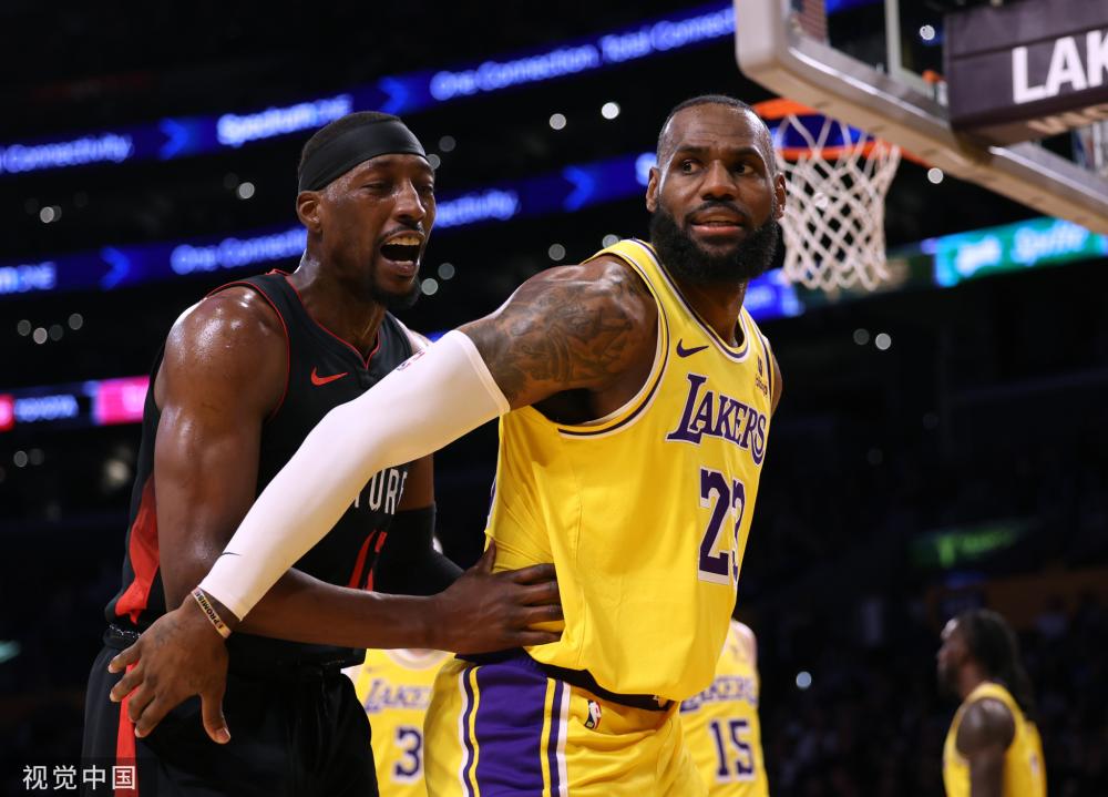 连续数年在 连续数年在